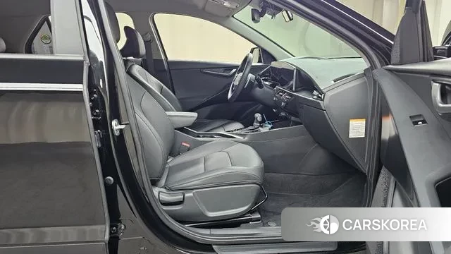 Kia Di Ol Nu Niro 2023 Черный из Кореи, фото 2