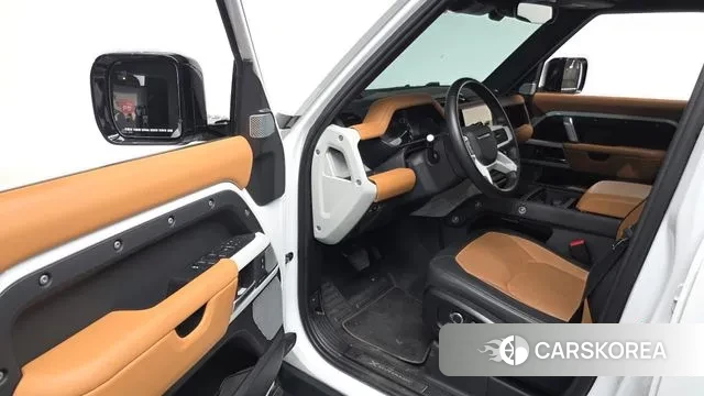 Land Rover Defender (L663) 2023 Белый из Кореи, фото 2