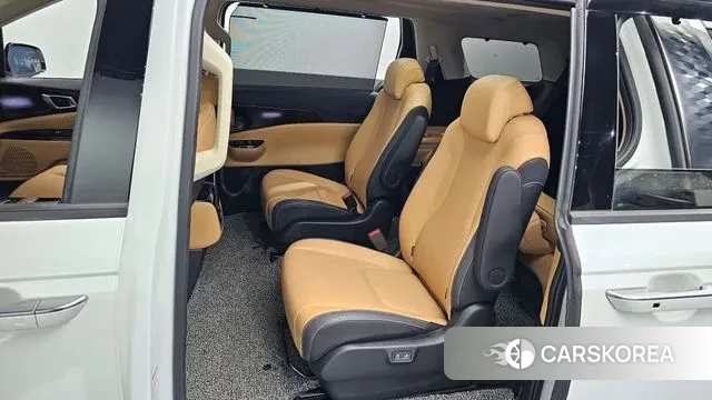 Kia Carnival 4th generation 2023 Белый из Кореи, фото 2
