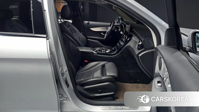 Mercedes-Benz GLC-Class X253 2018 Белый из Кореи, фото 2