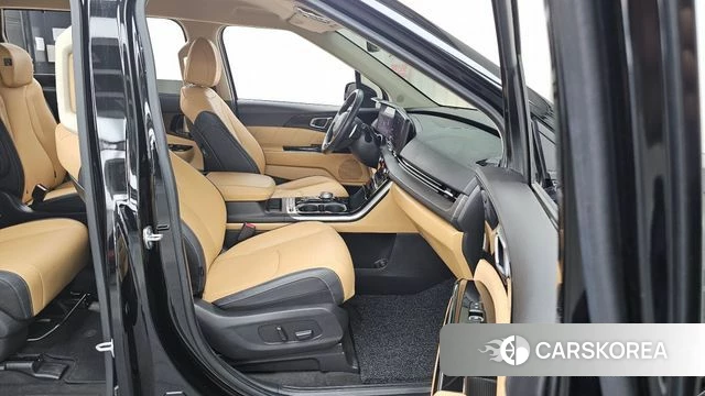 Kia Carnival 4th generation 2023 Черный из Кореи, фото 2