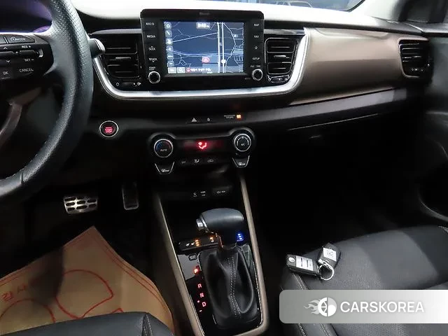 Kia Stonic 2019 Белый из Кореи, фото 2