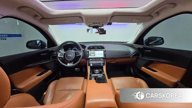 Jaguar XE 2019 Синий из Кореи, фото 2