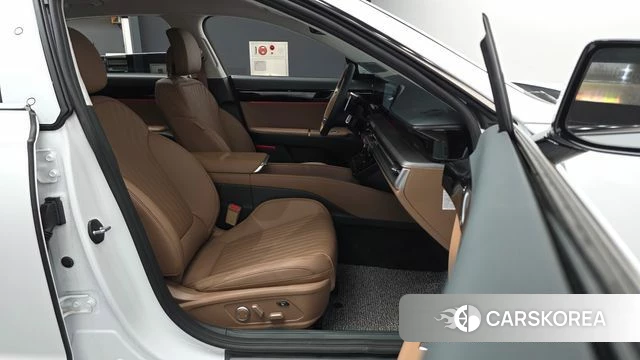 Hyundai Grandeur Hybrid (GN7) 2025 Белый из Кореи, фото 2