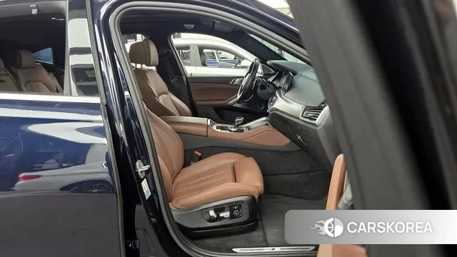 BMW X6 (G06) 2021 Черный из Кореи, фото 2