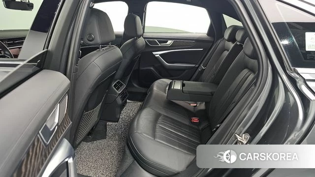Audi A6 (C8) 2021 Серый из Кореи, фото 2