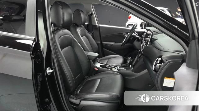 Hyundai Kona Hybrid 2020 Черный из Кореи, фото 2