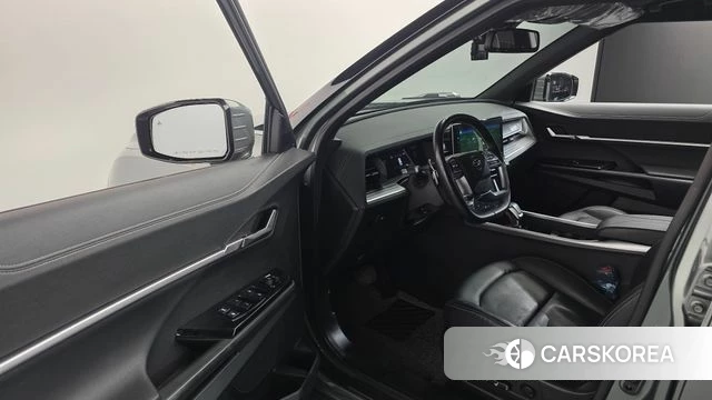 Ssangyong Torres 2022 Темно-зеленый из Кореи, фото 2