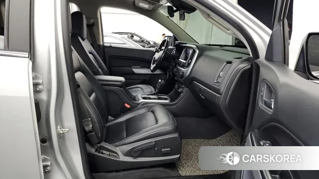 Chevrolet (GM Daewoo) Colorado 2019 Серебряный из Кореи, фото 2