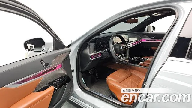 BMW 7 Series (G70) id 2717345 из Кореи 2