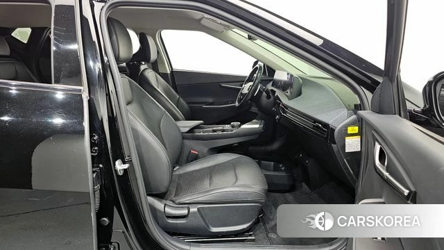 Kia EV6 2022 Черный из Кореи, фото 2