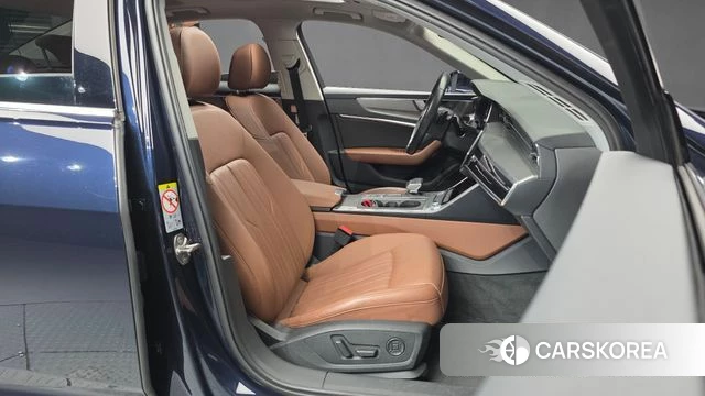 Audi A6 (C8) 2020 Синий из Кореи, фото 2