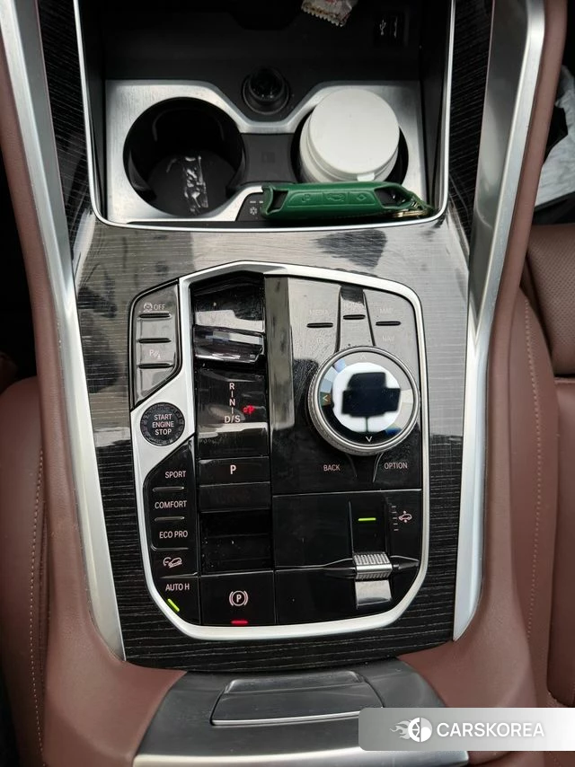 BMW X6 (G06) 2025 Небесно-голубой из Кореи, фото 2