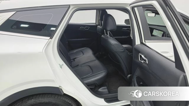 Kia Sportage 5th Generation 2022 Белый из Кореи, фото 2