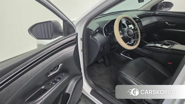 Hyundai Tucson (NX4) 2021 Белый из Кореи, фото 2