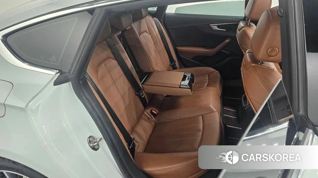 Audi A5 (F5) 2022 Белый из Кореи, фото 2
