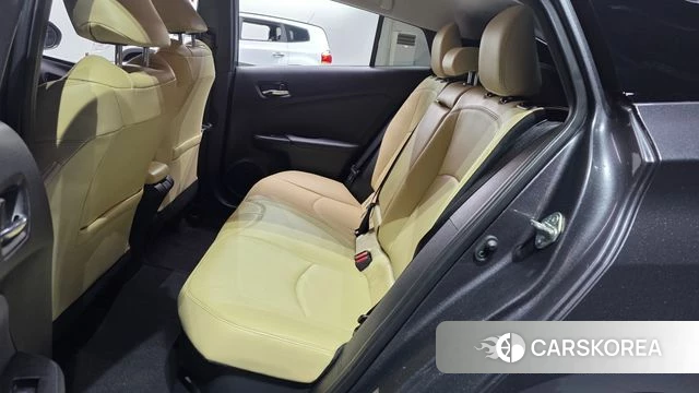 Toyota Prius 4th Generation 2022 Серый из Кореи, фото 2
