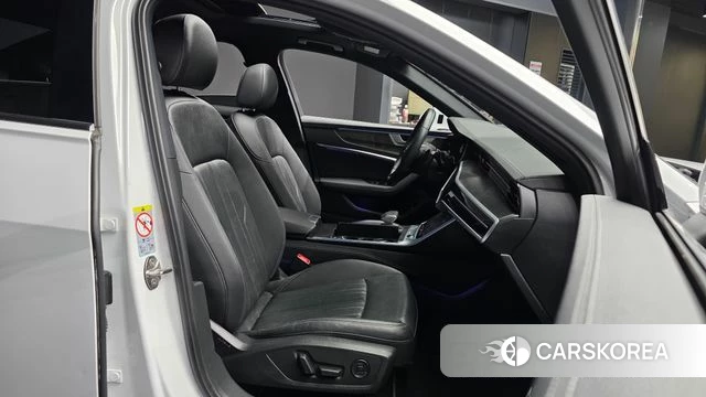 Audi A6 (C8) 2020 Белый из Кореи, фото 2