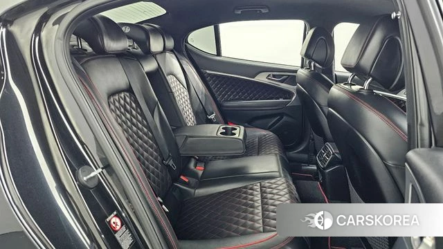 Genesis G70 2018 Черный из Кореи, фото 2