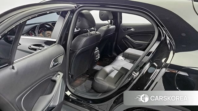 Mercedes-Benz GLA-Class X156 2018 Черный из Кореи, фото 2