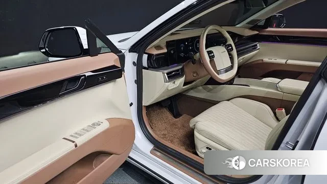 Hyundai Grandeur Hybrid (GN7) 2024 Белый из Кореи, фото 2