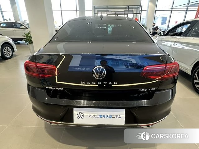 Volkswagen Magotan 2022 Черный из Китая, фото 2