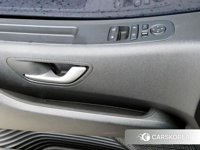 Hyundai Staria 2022 Серый из Кореи, фото 2