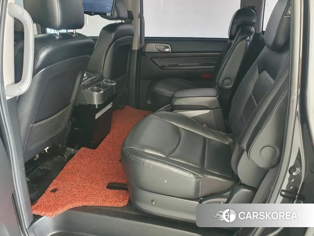 Ssangyong Korando Turismo 2018 Черный из Кореи, фото 2