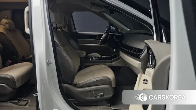 Kia The New Carnival 4th Generation 2024 Белый из Кореи, фото 2