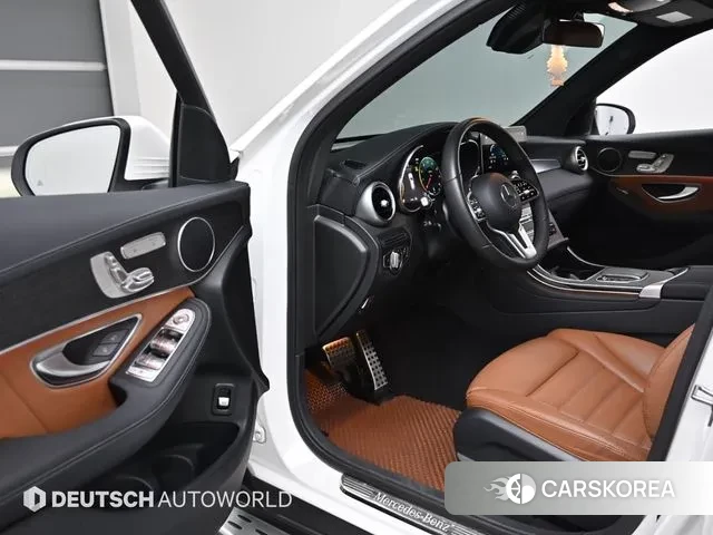 Mercedes-Benz GLC-Class X253 2022 Белый из Кореи, фото 2