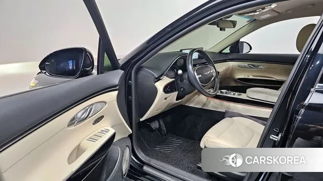 Genesis GV70 2021 Черный из Кореи, фото 2