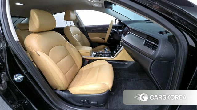 Kia K7 Premier 2020 Черный из Кореи, фото 2