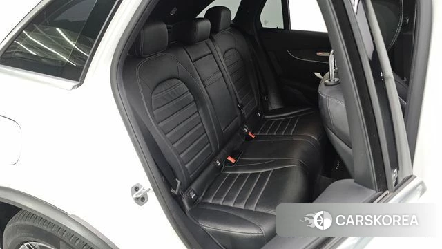 Mercedes-Benz GLC-Class X253 2022 Белый из Кореи, фото 2