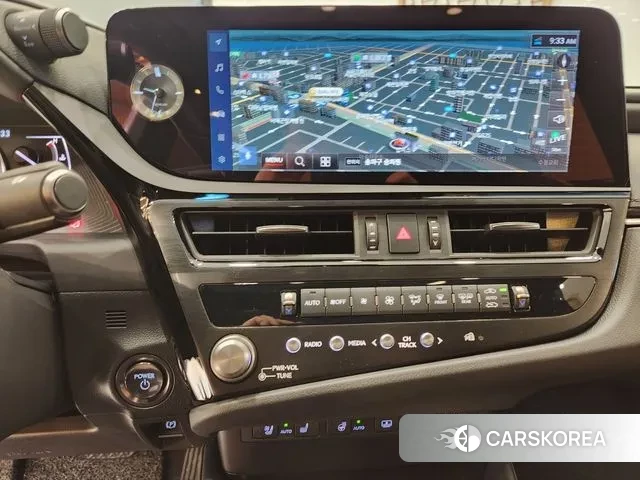 Lexus ES300h 7th generation 2024 Серый из Кореи, фото 2