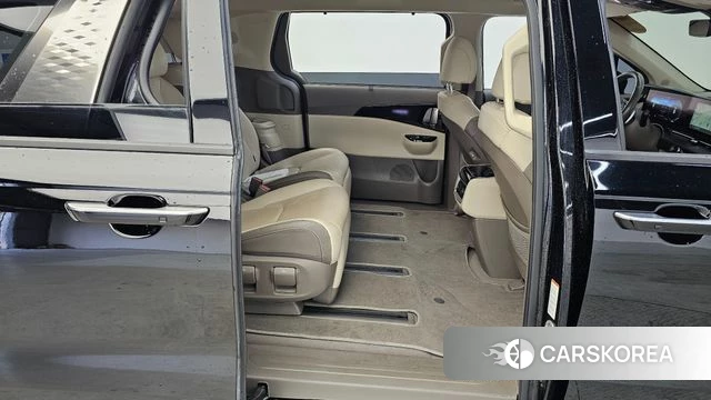Kia Carnival 4th generation 2022 Черный из Кореи, фото 2