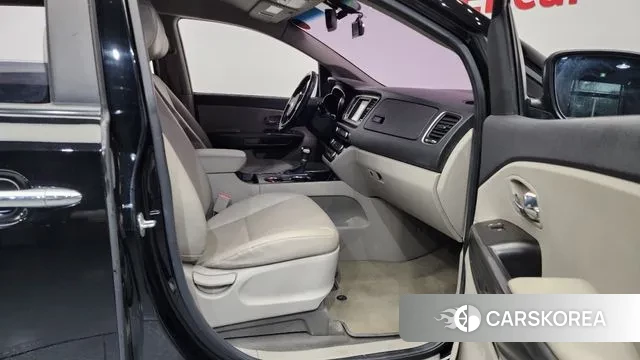 Kia The New Carnival 2018 Черный из Кореи, фото 2