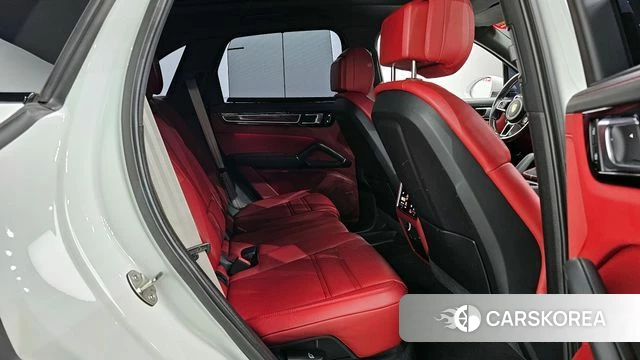 Porsche Cayenne (PO536) 2023 Белый из Кореи, фото 2