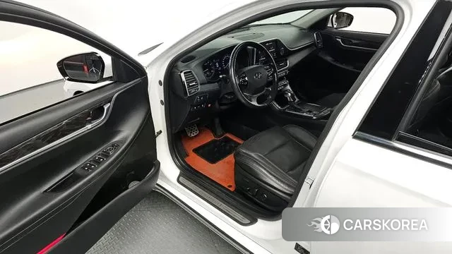 Hyundai Grandeur IG 2018 Белый из Кореи, фото 2