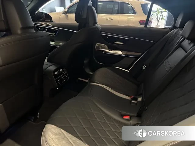 Mercedes-Benz E-Class W214 2024 Синий из Кореи, фото 2