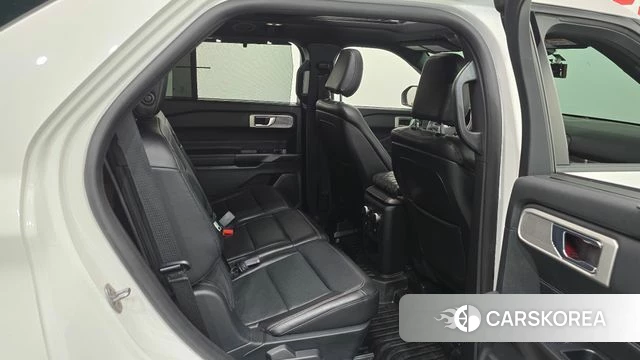 Ford Explorer 6th Generation 2020 Белый из Кореи, фото 2