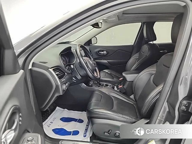 Jeep Cherokee (KL) 2021 Серый из Кореи, фото 2