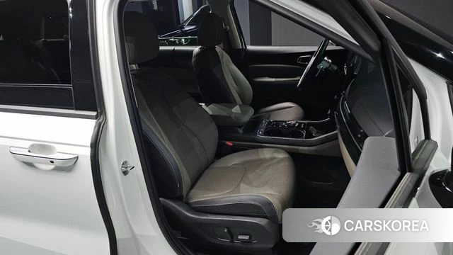 Kia The New Carnival 4th Generation 2024 Белый из Кореи, фото 2