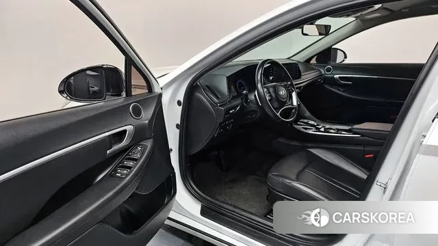 Hyundai Sonata (DN8) 2022 Белый из Кореи, фото 2