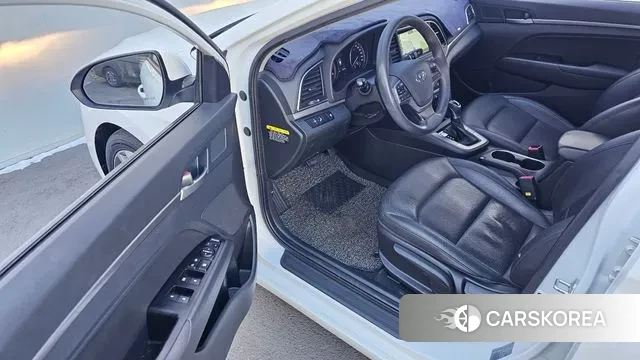 Hyundai Avante AD 2018 Белый из Кореи, фото 2