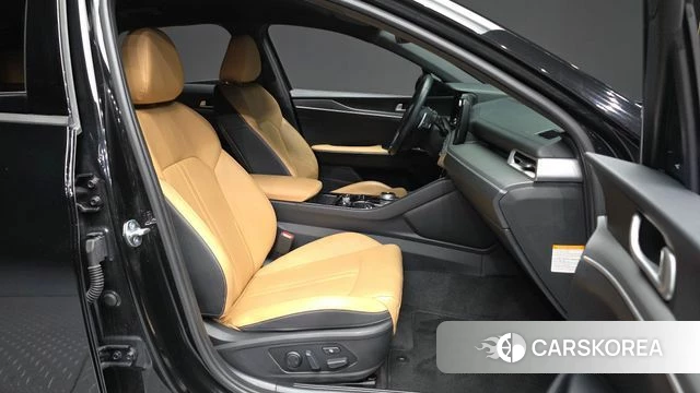 Kia K5 Hybrid 3rd Generation 2023 Черный из Кореи, фото 2