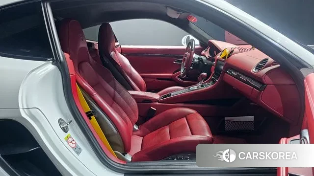 Porsche 718 Cayman 2021 Белый из Кореи, фото 2