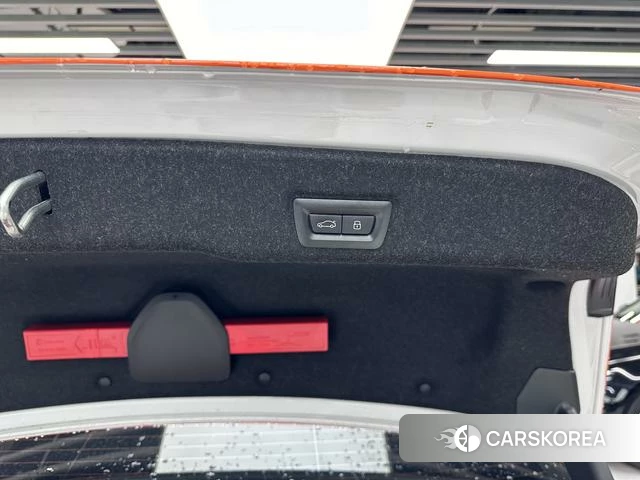 BMW 5 series 2024 Оранжевый из Китая, фото 2
