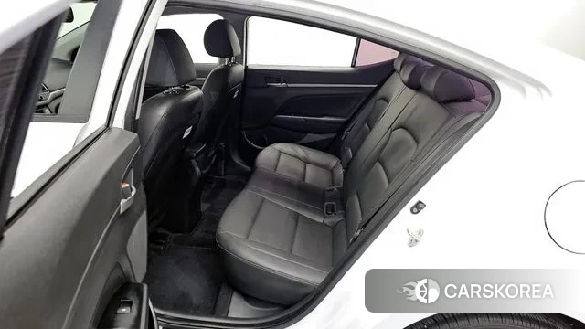 Hyundai Avante AD 2018 Белый из Кореи, фото 2