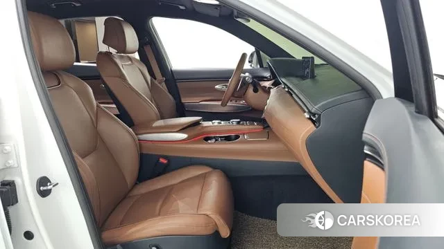 Genesis GV70 2021 Белый из Кореи, фото 2