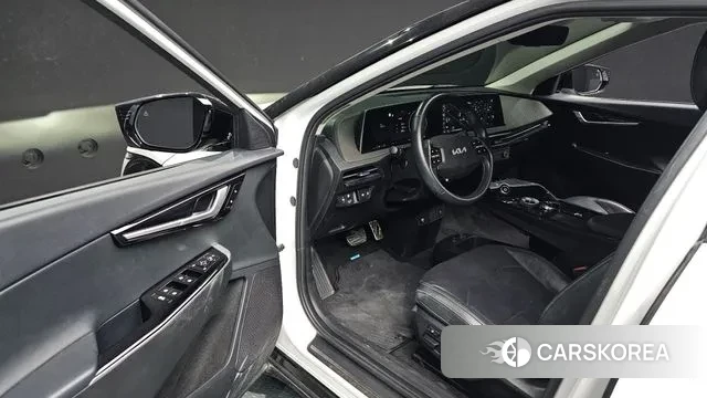 Kia EV6 2022 Белый из Кореи, фото 2